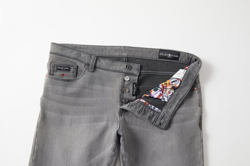 The Jeans - Washed Middle Grey