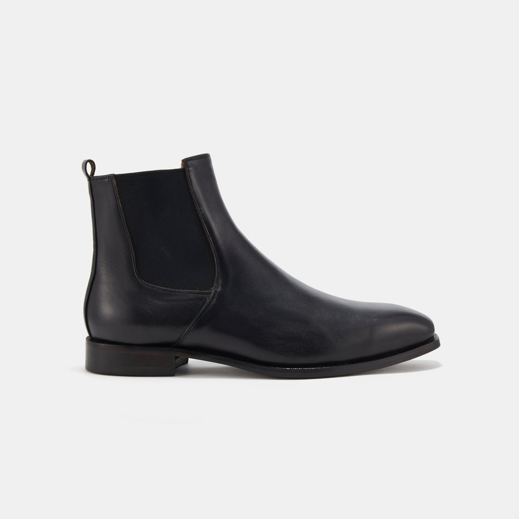 The Boots Pointed with Fur - Black Patina