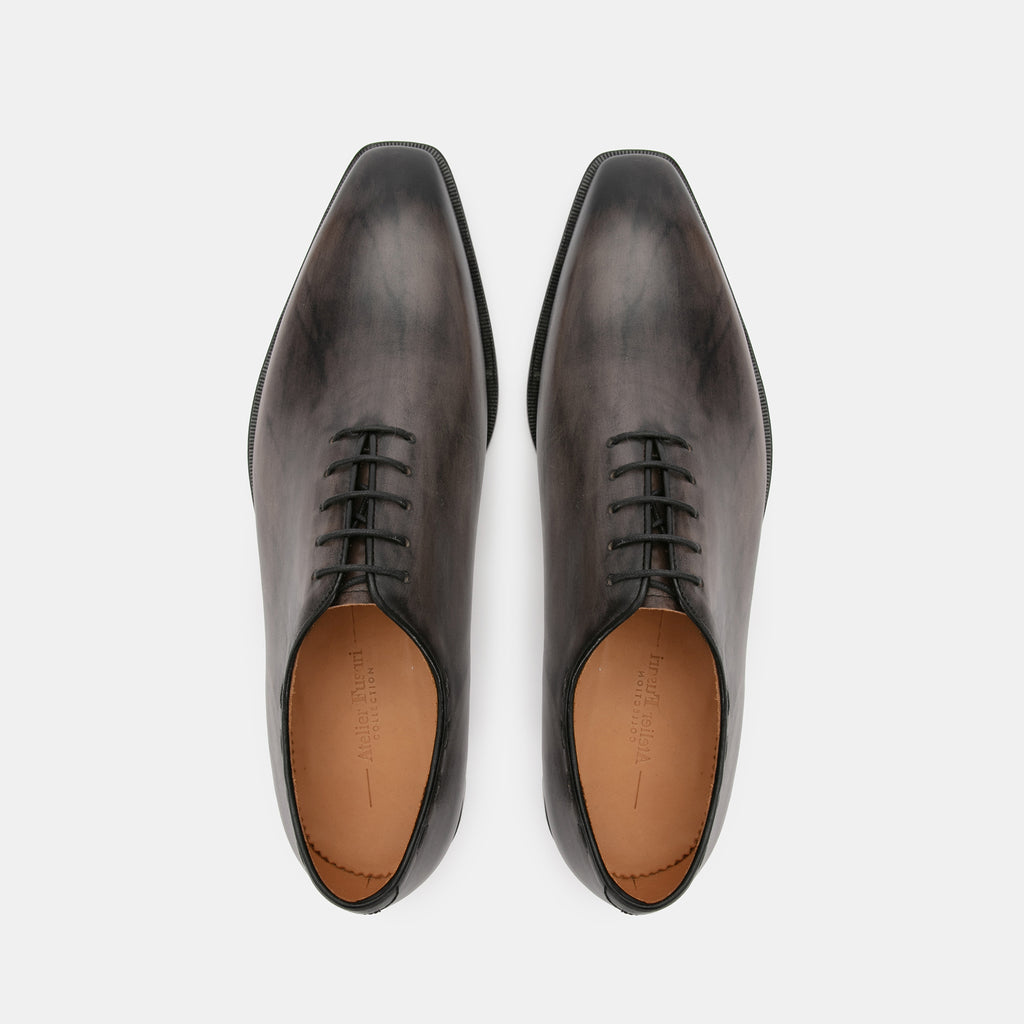 The One Cut Pointed - Grey Patina